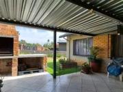 family home/flatlet/swimming pool.