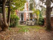 BECON LES BRUYERES HOTEL PARTICULIER AVEC JARDIN