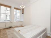 Bedford Avenue, London WC1B, 3 bed flat to rent, £3,792...