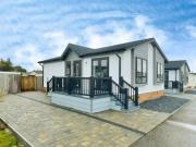 Bedford, Bedfordshire, 2 Bedroom Park