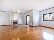 Bedroom Apartment with 3 Balconies, Parking and Storage