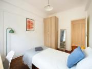 Bedroom in a 6 bedroom apartment in Av. Fontes Pereira...