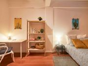 Bedroom in a 6 bedroom apartment in Lisbon Room 3