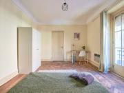 Bedroom in a 7 bedroom apartment in R. Guerra Junqueiro,...