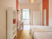 Bedroom in a 9 bedroom apartment in Lisbon 1min from...