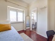 Bedroom with private bathroom in a 7 bedroom apartment...