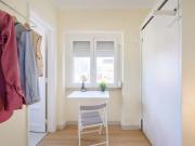 Bedroom with private bathroom in a 7 bedroom apartment...