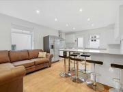 Beechwood Avenue, Plymouth, 6 bedroom, End of Terrace Beechwood Avenue, Plymouth, 6 bedroom, End of Terrace