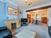 Beechwood Road, Knaphill, GU21