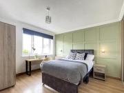 Beeston, Nottingham, 6 Bedroom House