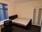 Beeston Road, Nottingham NG7, 5 bed semi detached house...