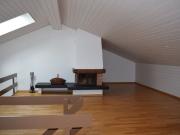 Befristete Galeriewohnung mit Cheminée in Thun