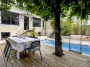 Bègles – Chartreuse en pierre avec jardin, piscine et...