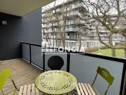 BEGLES – T2 lumineux de 43 m² rénové avec balcon et...