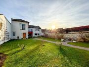 Behutsam renovierter ehemaliger Hof mit modernem...