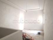 Bel appartement à vendre à Mhamid. 5 grandes pièces.... Bel appartement à vendre à Mhamid. 5 grandes pièces....