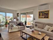 Bel Appartement Avec Grande Terrasse Et Garage 90m² Agde...