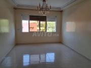Bel appartement bien ensoleillé à Meknès