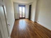 Bel appartement de 3 pièces situé en plein centre ville...