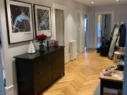 Bel appartement de style ancien avec balcon, à louer...