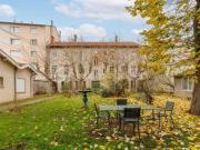 BEL APPARTEMENT EN DUPLEX AVEC CHARME ET POTENTIEL AINSI...