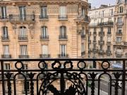 BEL APPARTEMENT ENSOLEILLE