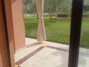 Bel appartement vide en rez de jardin