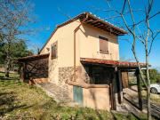 Bel casale ristrutturato in posizione panoramica con...
