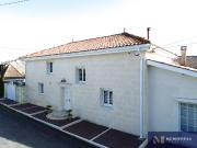 Maison De Village Avec Piscine Et Dependances 155m²...