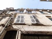 Bel Immeuble en pierre en centre ville de Périgueux...