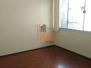 Belíssima Casa de 2 Pavimentos com 8 Quartos para Venda...