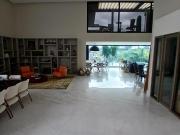 BELA CASA A VENDA EM ALPHAVILLE RESIDENCIAL TAMBORÉ 01