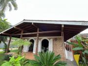 Bela casa de esquina em condomínio fechado na praia do...