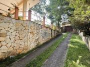 Bela casa em condomínio fechado na Granja Vianna!