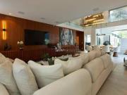 Bela casa Mobiliada!