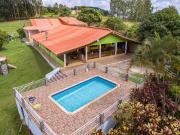 Bela ch.10.000M² 7 dorm. ar condicionado porteira fechada