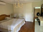 BelissÃma Casa TÃrrea de 300mÂ² com 2 DormitÃ³rios e 3...