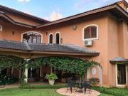 Belissima casa alto padrão em condominio p/venda c/675m2...