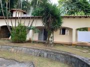 Belíssima casa de condomínio para venda em Arujá SP