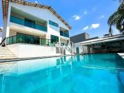 Belíssima Casa Mobiliada com Piscina para Locação no São...