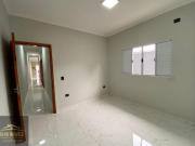 Belíssima Casa Nova 03 Dormitórios Praia de Mongaguá