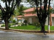 Belíssima Casa Térrea em Condomínio Fechado com 4 Suítes...