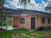 Belíssima Chácara a Venda