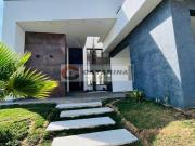 Belíssima chácara com arquitetura moderna em condominio...