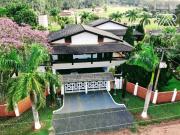 Belíssima mansão com 9 dormitórios, toda reformada....