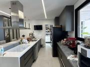 Belíssima residência á venda no Condomínio Reserva Santa...