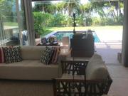 Belíssimo sobrado pé na areia na Barra do Una