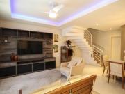 Belíssimo sobrado triplex à venda no bairro Pinhei