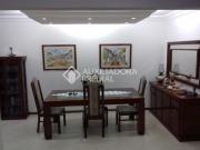 BELÍSSIMO TRIPLEX SEMI MOBILIADO