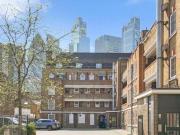 Bell Lane, London, 3 Bedroom Flat
